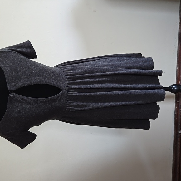 Dark Gray Short Sleeve Dress Size Sm Kimichi Blue Round Neck Mini Rough Edge - Picture 5 of 9